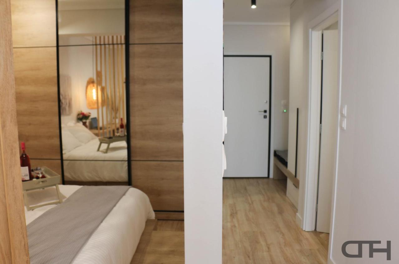 Luxury 80M2 Apartment With Balcony Downtown Thessaloniki Buitenkant foto