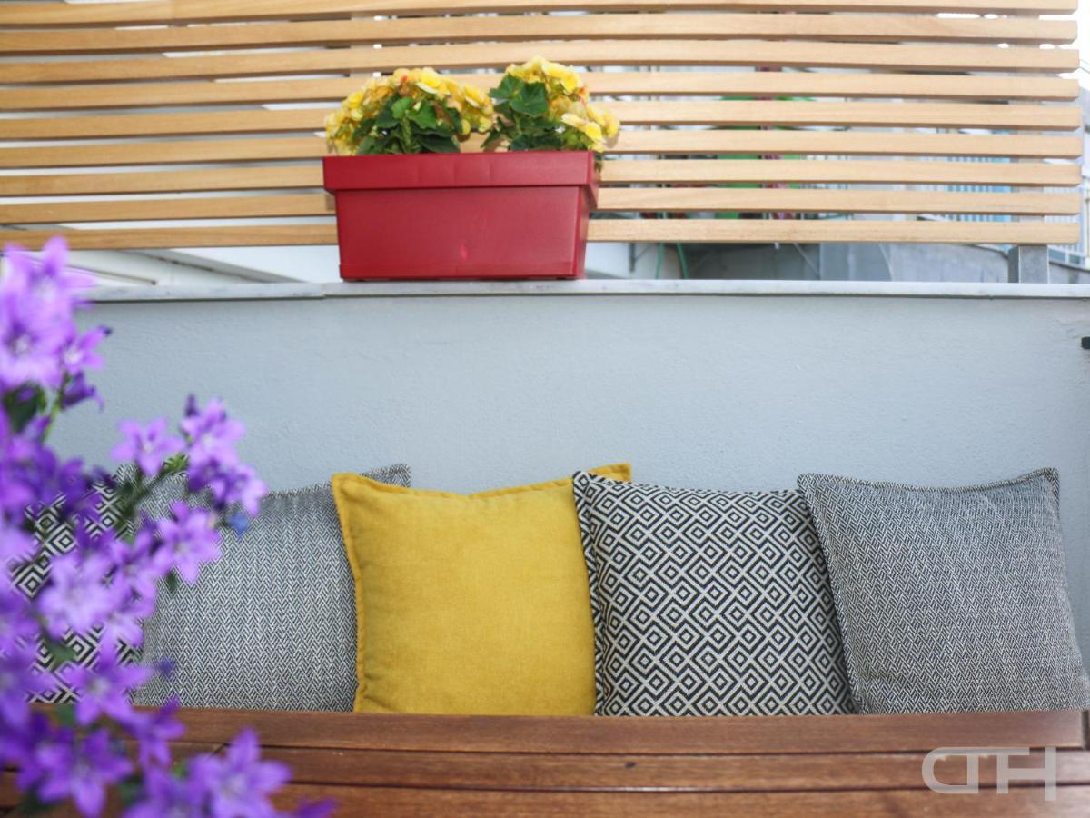 Luxury 80M2 Apartment With Balcony Downtown Thessaloniki Buitenkant foto