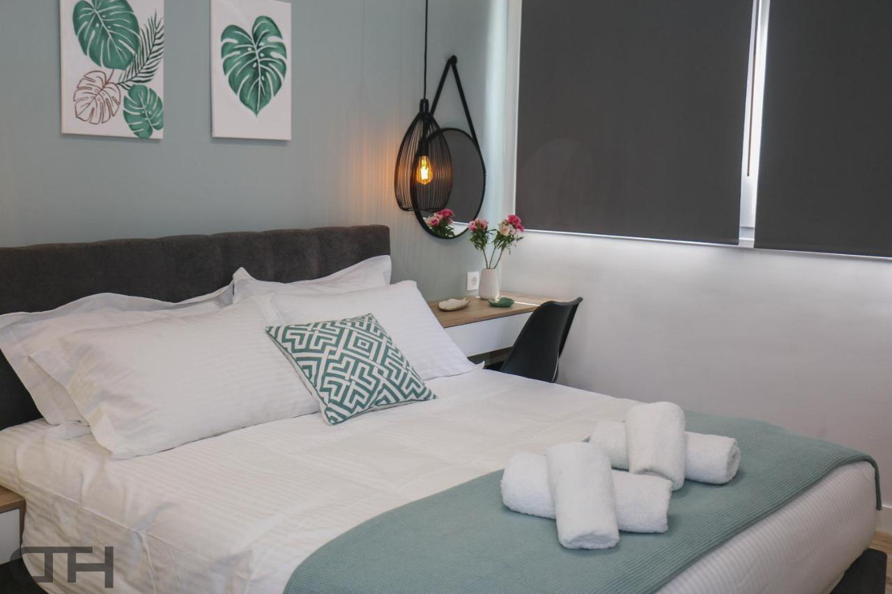 Luxury 80M2 Apartment With Balcony Downtown Thessaloniki Buitenkant foto
