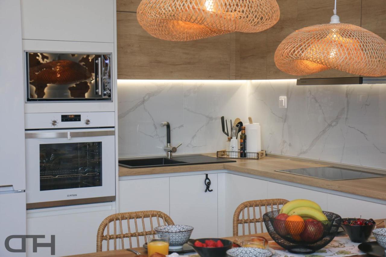 Luxury 80M2 Apartment With Balcony Downtown Thessaloniki Buitenkant foto