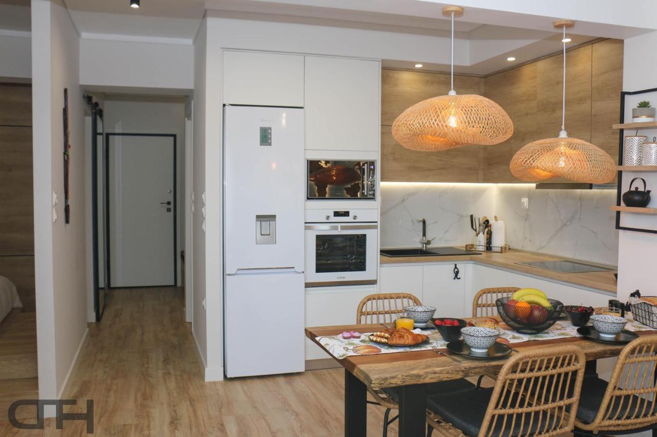 Luxury 80M2 Apartment With Balcony Downtown Thessaloniki Buitenkant foto